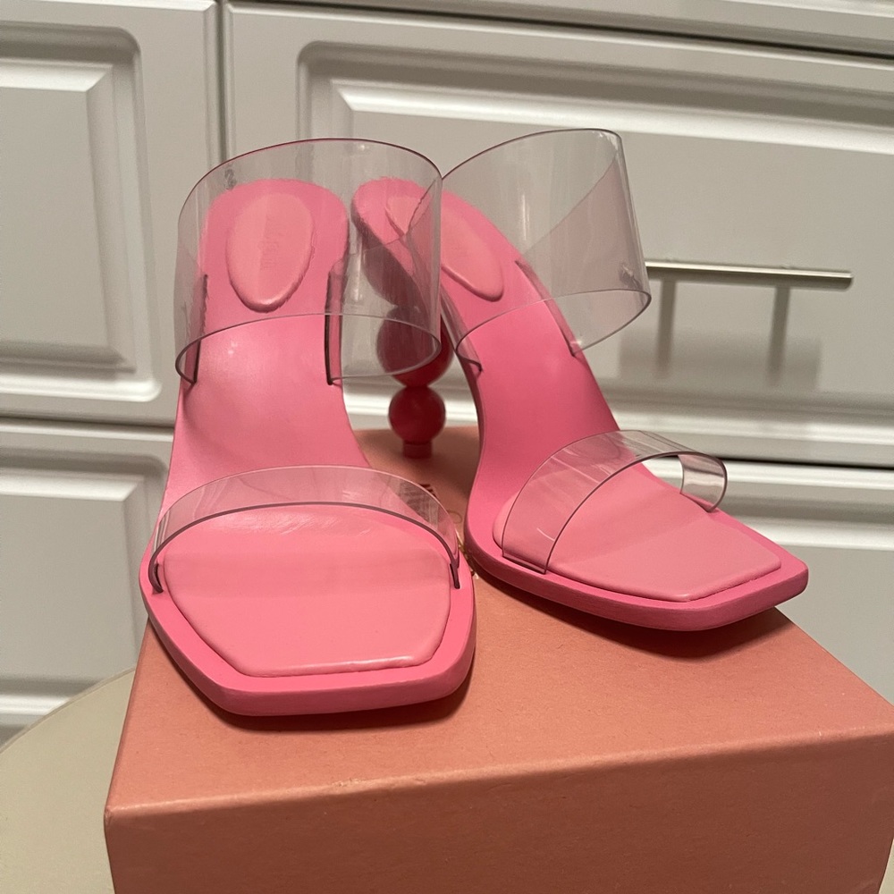Size 42 - Picture 6 of 7